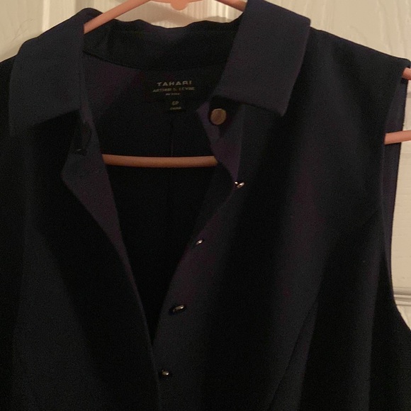 Dress - Picture 4 of 8